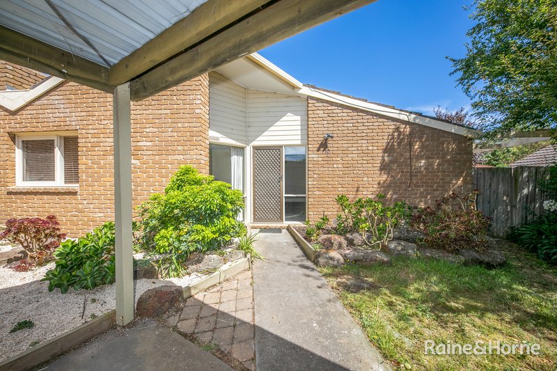 Photo - 10/28-30 Darbyshire Street, Sunbury VIC 3429 - Image 2