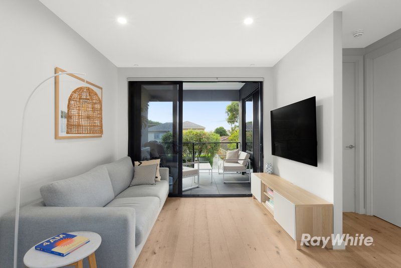 Photo - 102/8 Blair Street, Bentleigh VIC 3204 - Image 3