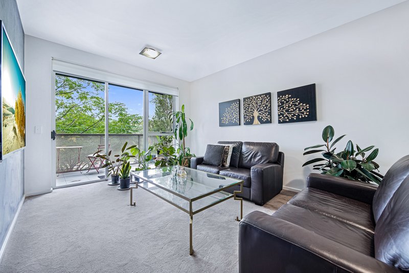 Photo - 102/8 Power Avenue, Ashwood VIC 3147 - Image 3