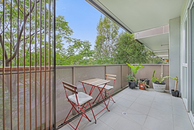 Photo - 102/8 Power Avenue, Ashwood VIC 3147 - Image 10