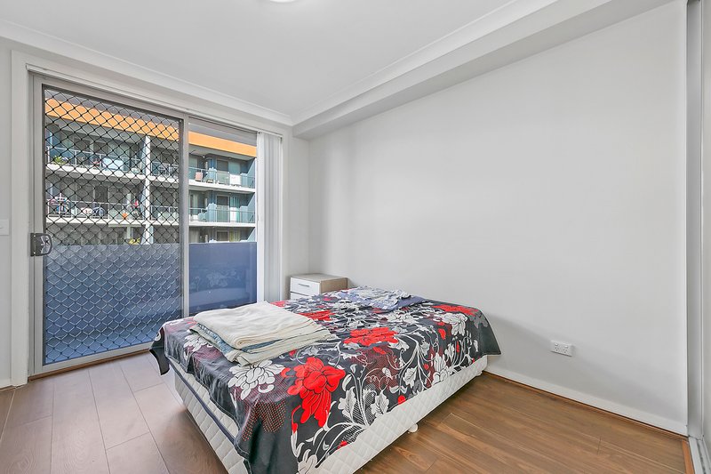 Photo - 102/8B Myrtle Street, Prospect NSW 2148 - Image 6