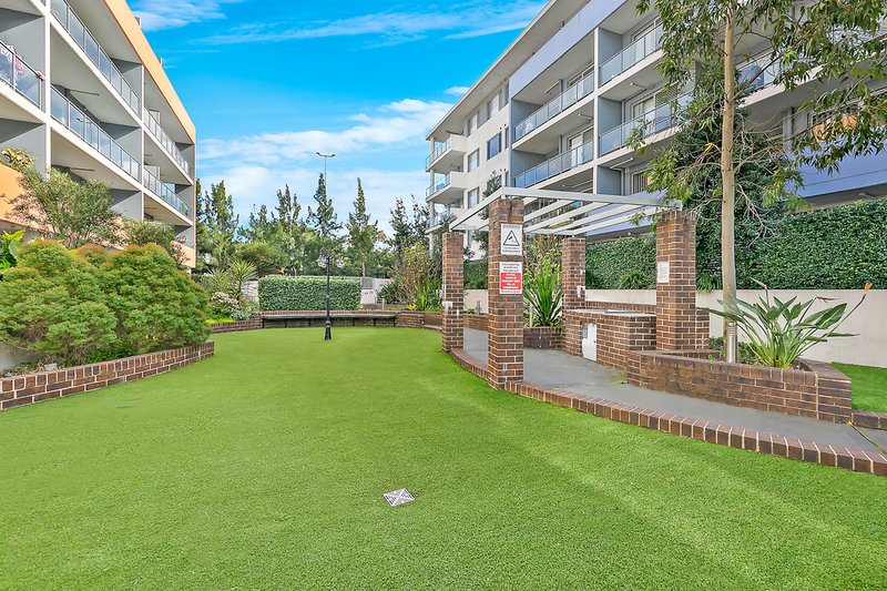 Photo - 102/8B Myrtle Street, Prospect NSW 2148 - Image 9