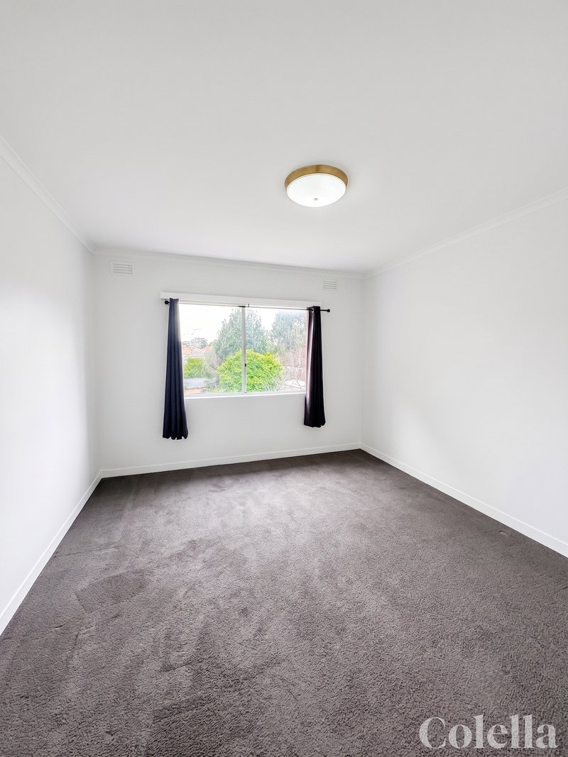Photo - 10/29 Graham Road, Highett VIC 3190 - Image 3