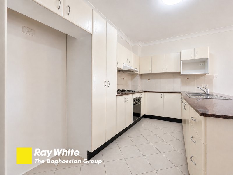 Photo - 10/2A Morotai Avenue, Riverwood NSW 2210 - Image 2