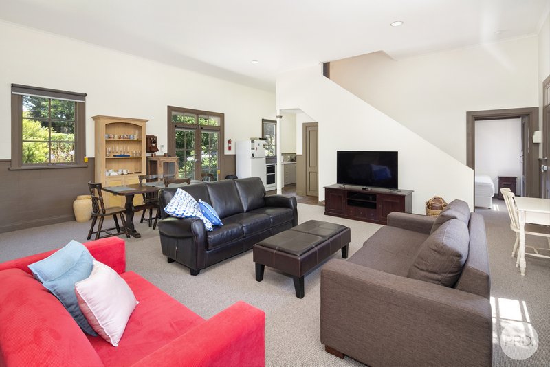 Photo - 102A Somerville Street, Buninyong VIC 3357 - Image 2