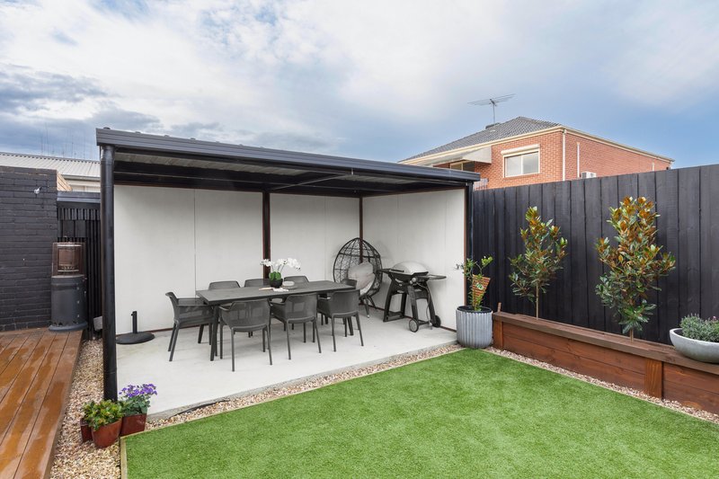 Photo - 102B Mackie Road, Bentleigh East VIC 3165 - Image 12