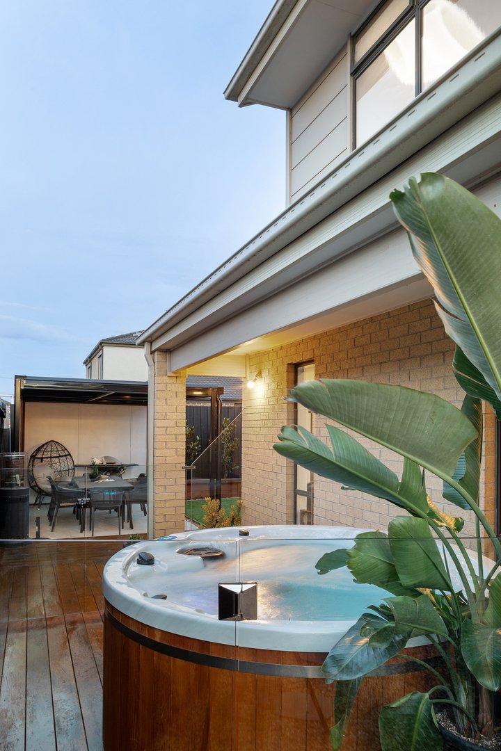 Photo - 102B Mackie Road, Bentleigh East VIC 3165 - Image 15