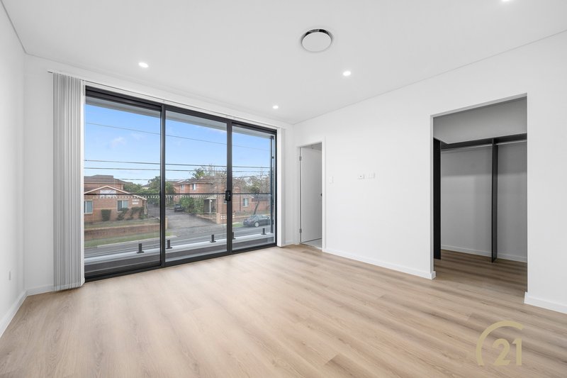 Photo - 102C Polding Street, Smithfield NSW 2164 - Image 9