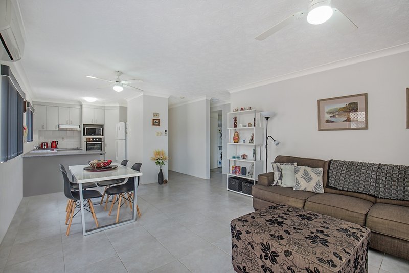 Photo - 10/3-5 Barrett Street, Tweed Heads West NSW 2485 - Image 2