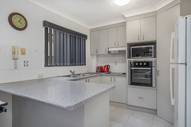 Photo - 10/3-5 Barrett Street, Tweed Heads West NSW 2485 - Image 3