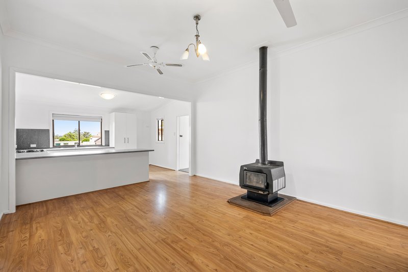 Photo - 103 Aberdare Street, Kurri Kurri NSW 2327 - Image 4