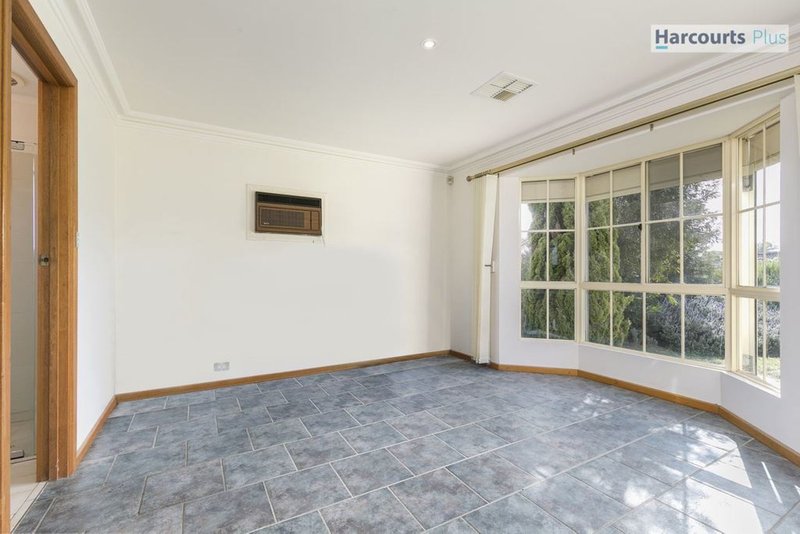 Photo - 103 Barramundi Drive, Hallett Cove SA 5158 - Image 3