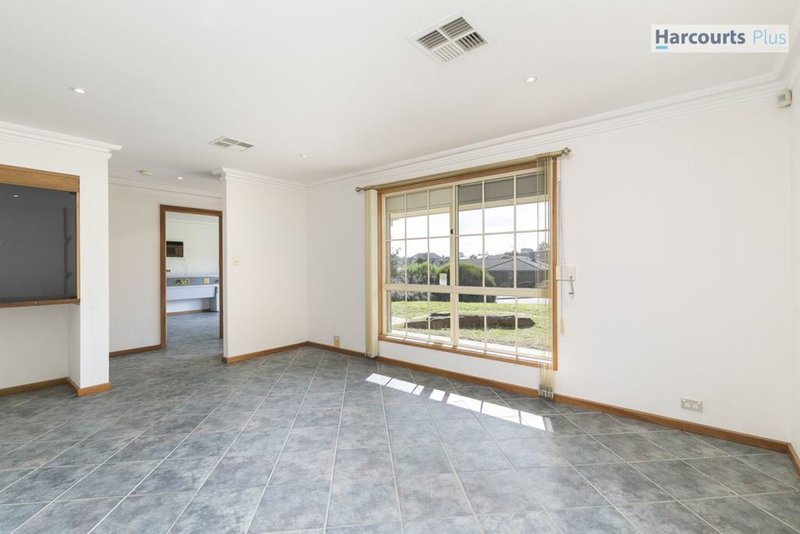 Photo - 103 Barramundi Drive, Hallett Cove SA 5158 - Image 6