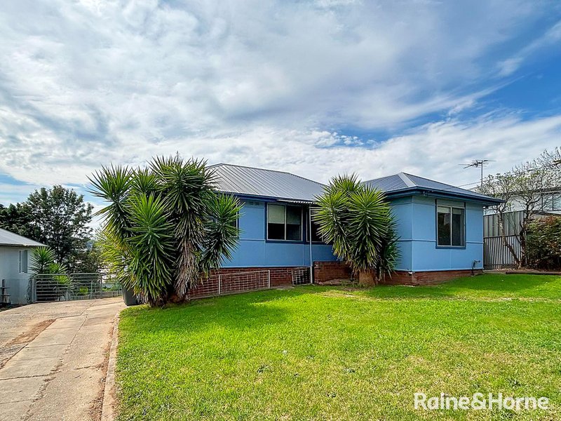 103 Berthong Street, Young NSW 2594