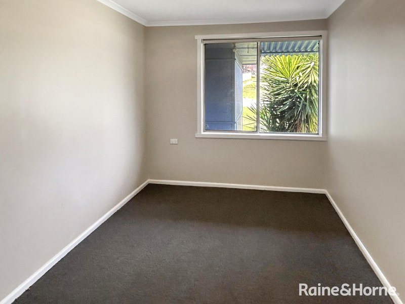 Photo - 103 Berthong Street, Young NSW 2594 - Image 8