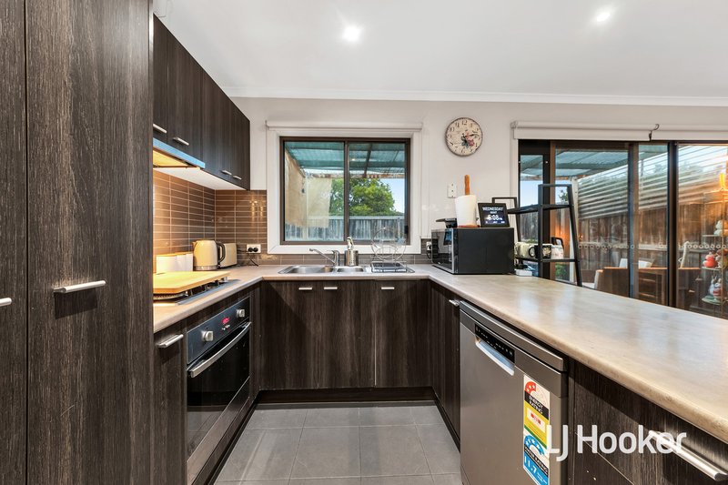 Photo - 10/3 Campaspe Way, Point Cook VIC 3030 - Image 9
