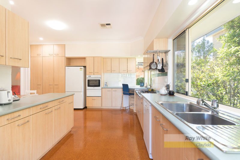 Photo - 103 Christian Street, Clayfield QLD 4011 - Image 7