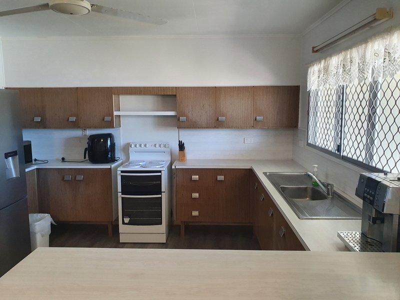 Photo - 103 Cox Street, Ayr QLD 4807 - Image 6