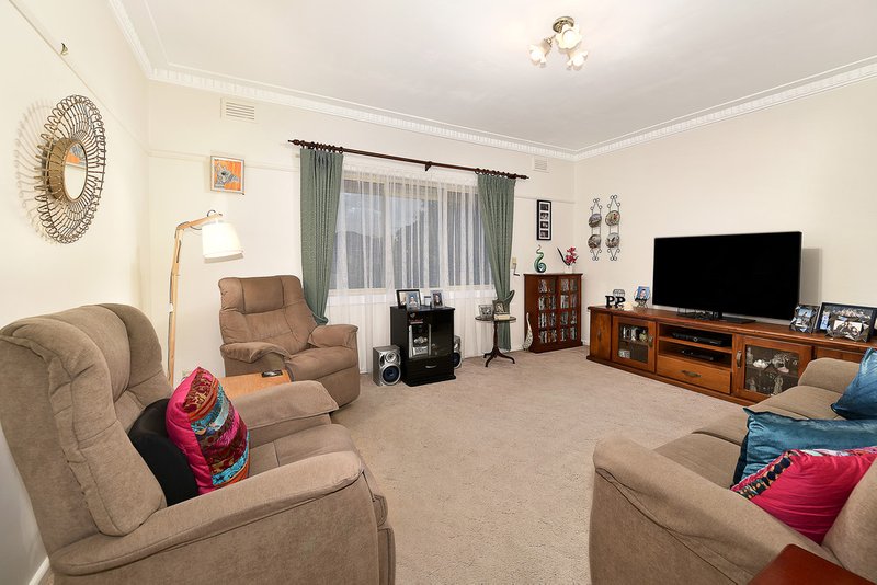 Photo - 103 East Street, Hadfield VIC 3046 - Image 2