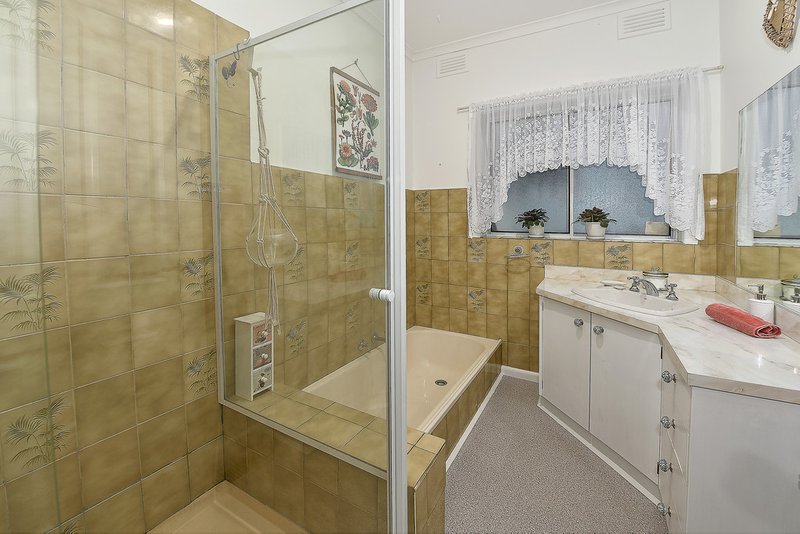 Photo - 103 East Street, Hadfield VIC 3046 - Image 6