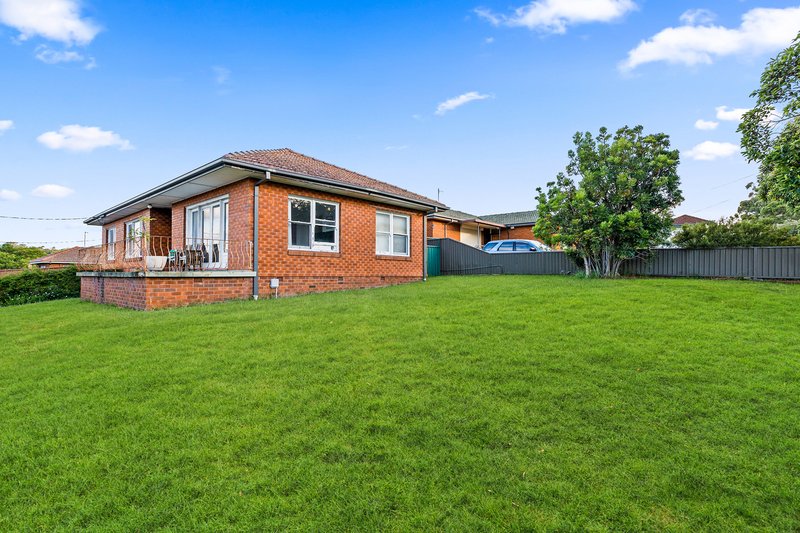 Photo - 103 Emerson Road, Dapto NSW 2530 - Image 6