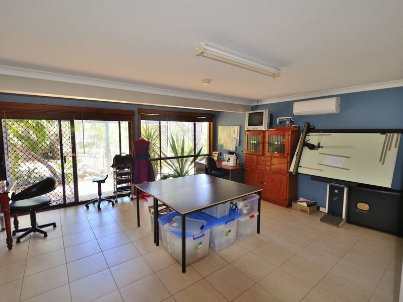 Photo - 103 Ferrier Drive, Yarravel NSW 2440 - Image 6