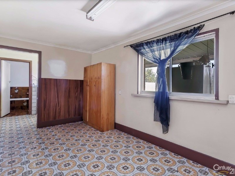 Photo - 103 Flaxmill Road, Morphett Vale SA 5162 - Image 8