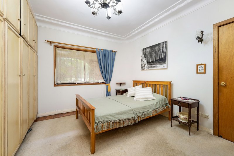 Photo - 103 Flinders Road, Georges Hall NSW 2198 - Image 8