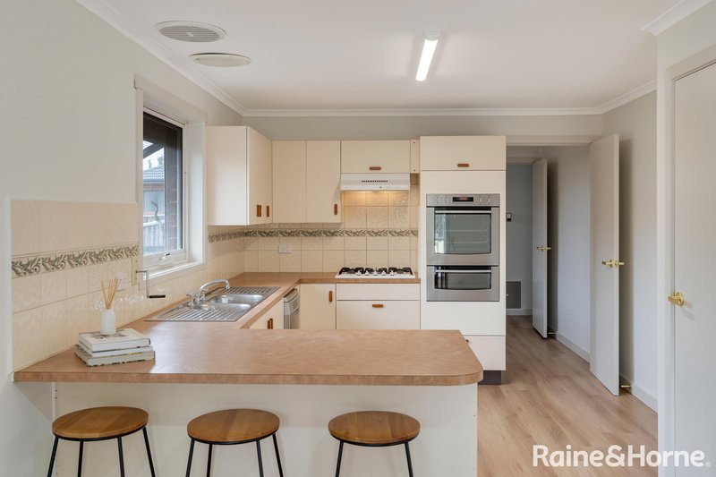 Photo - 103 Gap Road, Sunbury VIC 3429 - Image 7