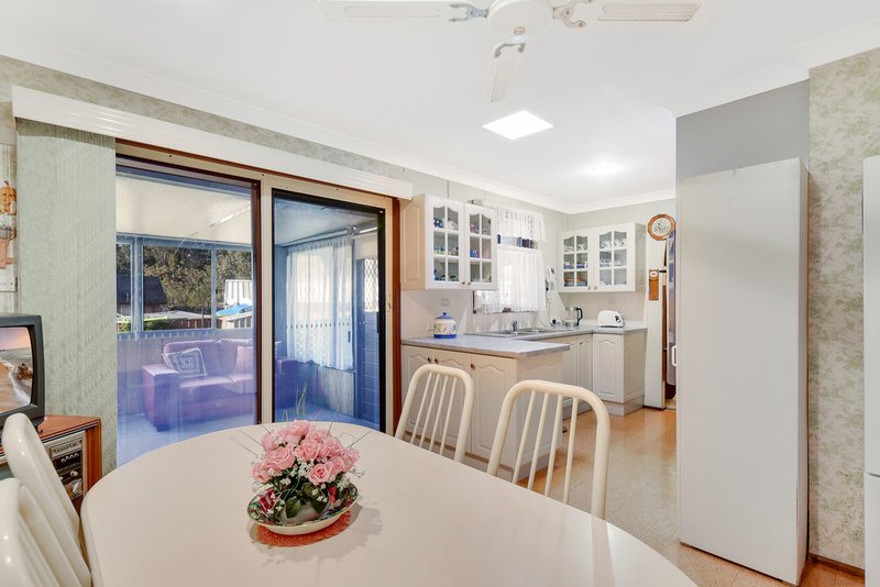 Photo - 103 Greenbank Drive, Werrington Downs NSW 2747 - Image 3