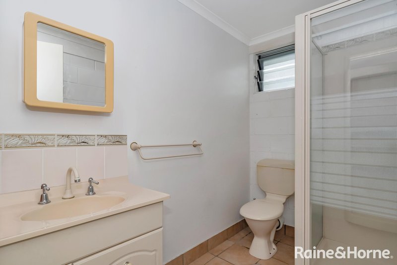 Photo - 103 Hammett Street, Currajong QLD 4812 - Image 4