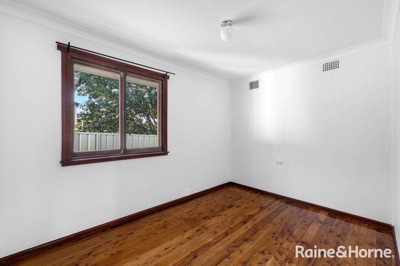 Photo - 103 Kalandar Street, Nowra NSW 2541 - Image 4