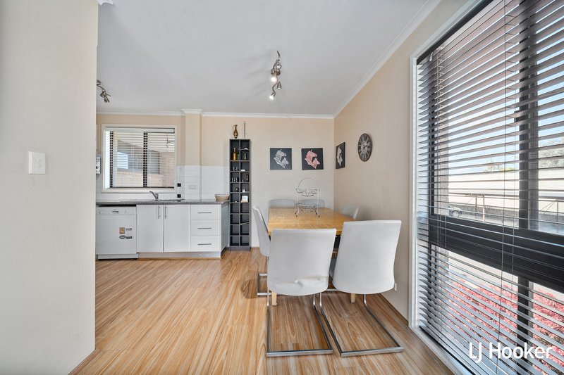 Photo - 10/3 Keith Street, Scullin ACT 2614 - Image 3