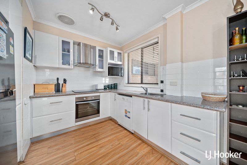 Photo - 10/3 Keith Street, Scullin ACT 2614 - Image 4