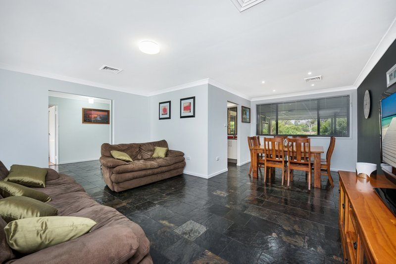 Photo - 103 Lancia Drive, Ingleburn NSW 2565 - Image 3