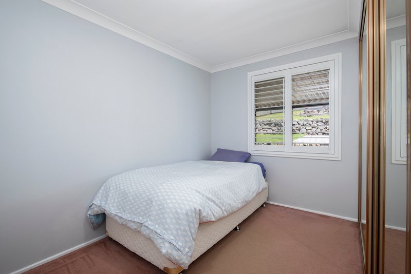 Photo - 103 Lawson Road, Macquarie Hills NSW 2285 - Image 7