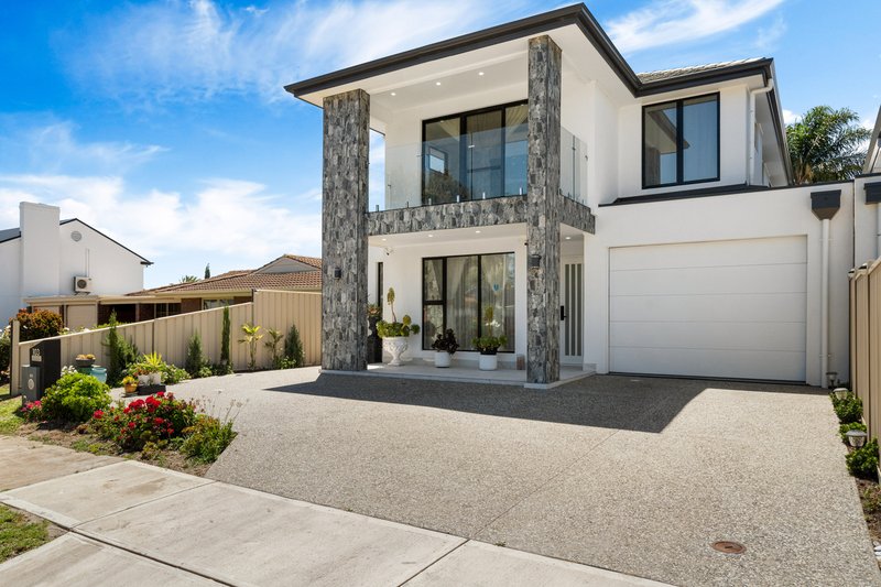 Photo - 103 Lochside Drive, West Lakes SA 5021 - Image 2