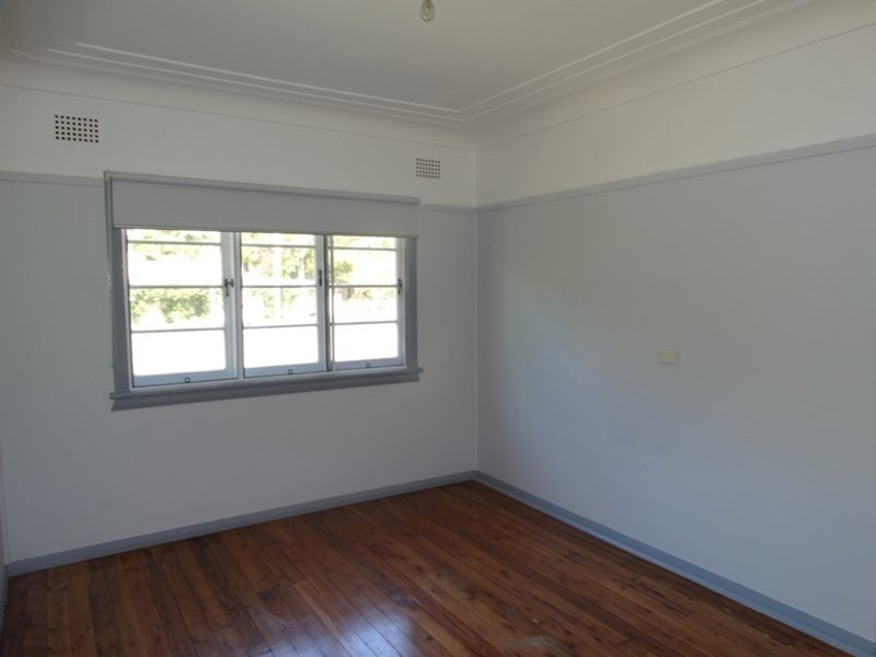 Photo - 103 Mt Ettalong Road, Umina Beach NSW 2257 - Image 7