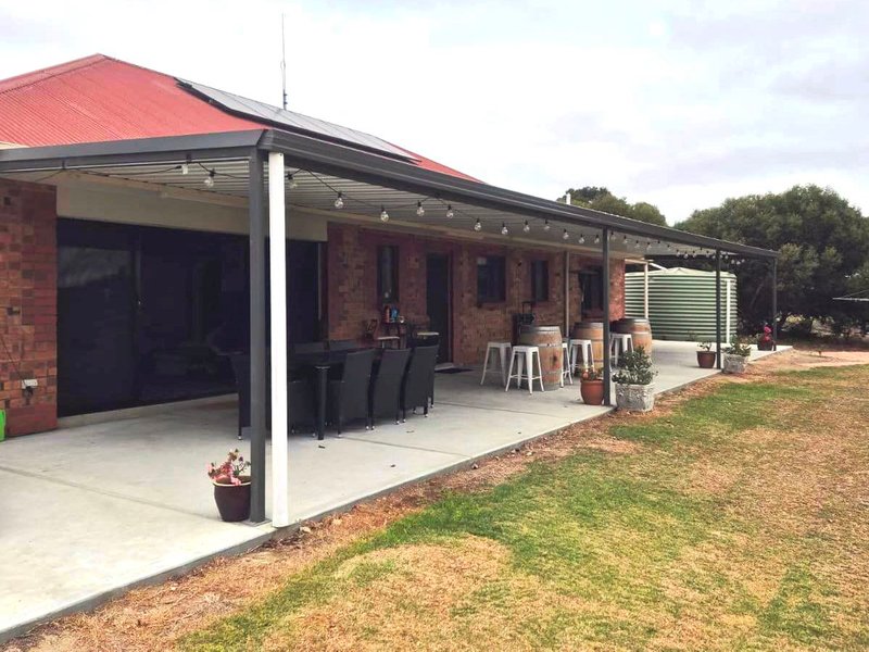 Photo - 103 Narrung Road, Meningie SA 5264 - Image