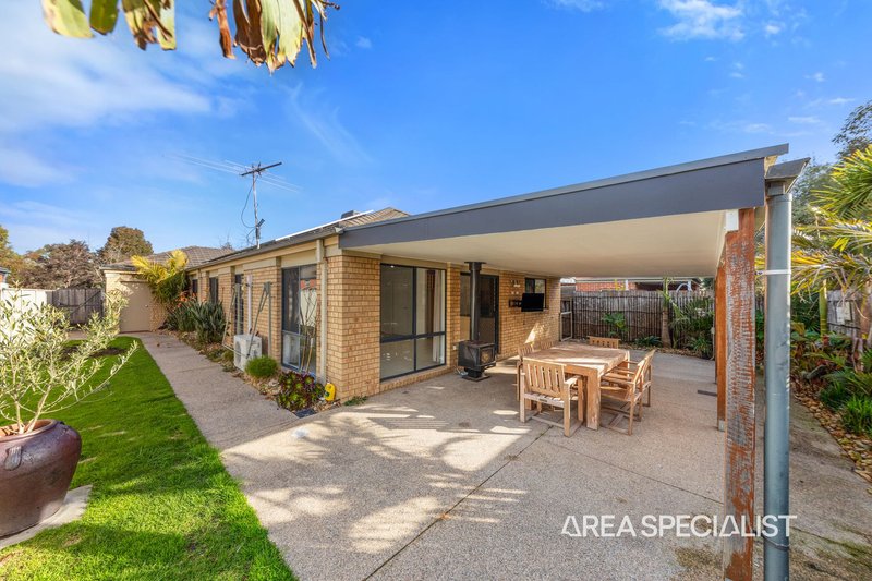 Photo - 103 Oaklands Way, Pakenham VIC 3810 - Image 7