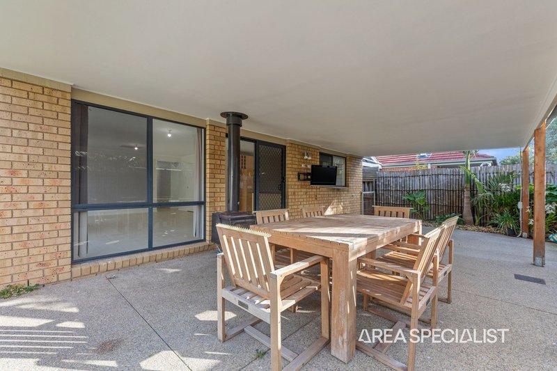 Photo - 103 Oaklands Way, Pakenham VIC 3810 - Image 16