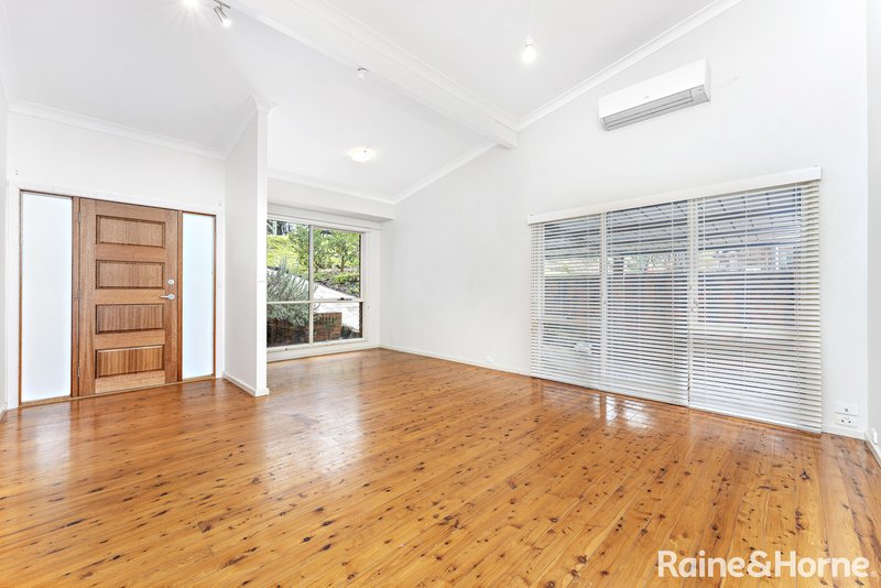 Photo - 103 Parkes Street, Helensburgh NSW 2508 - Image 3