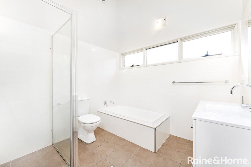 Photo - 103 Parkes Street, Helensburgh NSW 2508 - Image 4