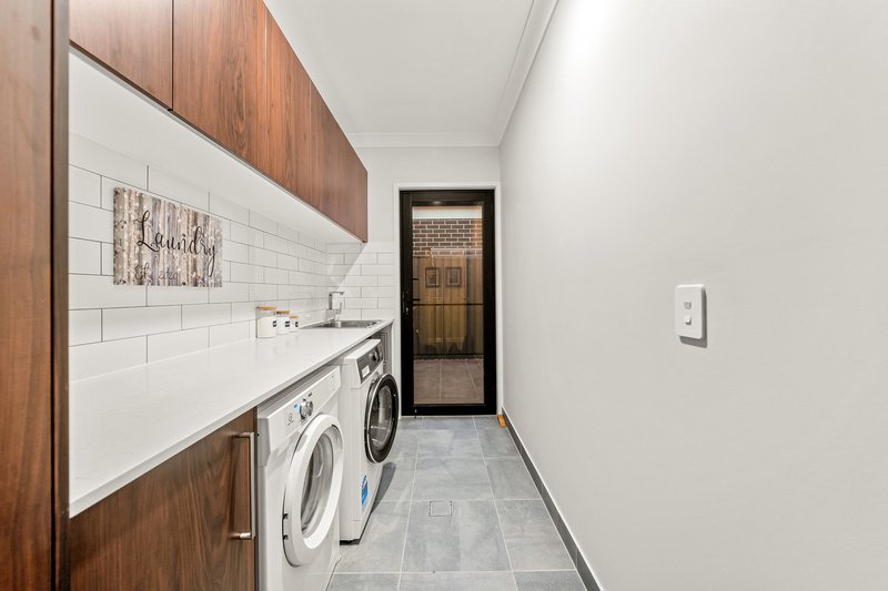 Photo - 103 Ponting Circuit, Pallara QLD 4110 - Image 17