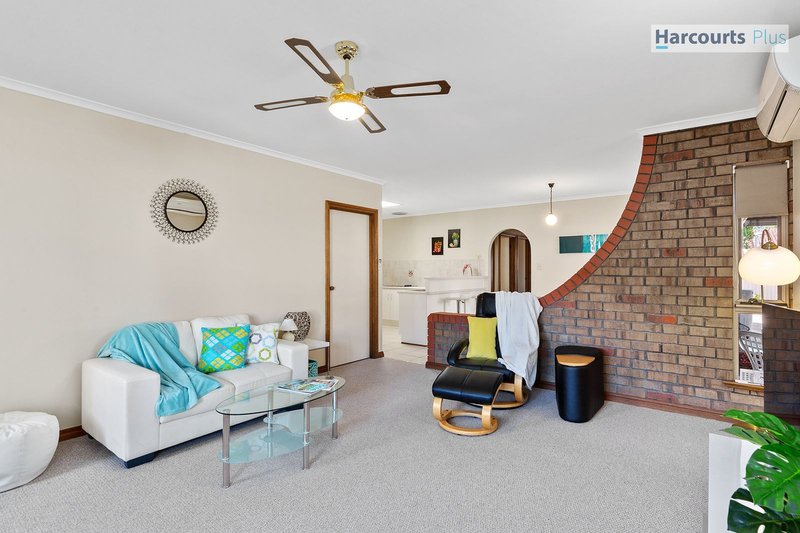 Photo - 10/3 Ramrod Avenue, Hallett Cove SA 5158 - Image 2