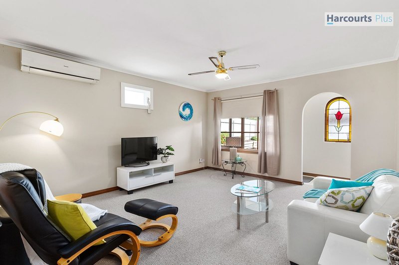 Photo - 10/3 Ramrod Avenue, Hallett Cove SA 5158 - Image 4