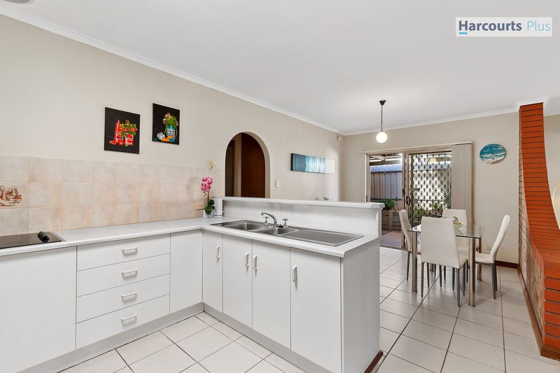 Photo - 10/3 Ramrod Avenue, Hallett Cove SA 5158 - Image 6