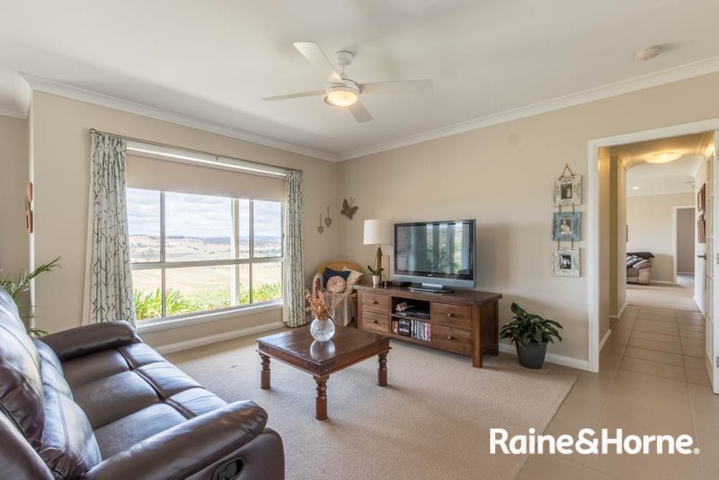 Photo - 103 Samuel Way, The Lagoon NSW 2795 - Image 5