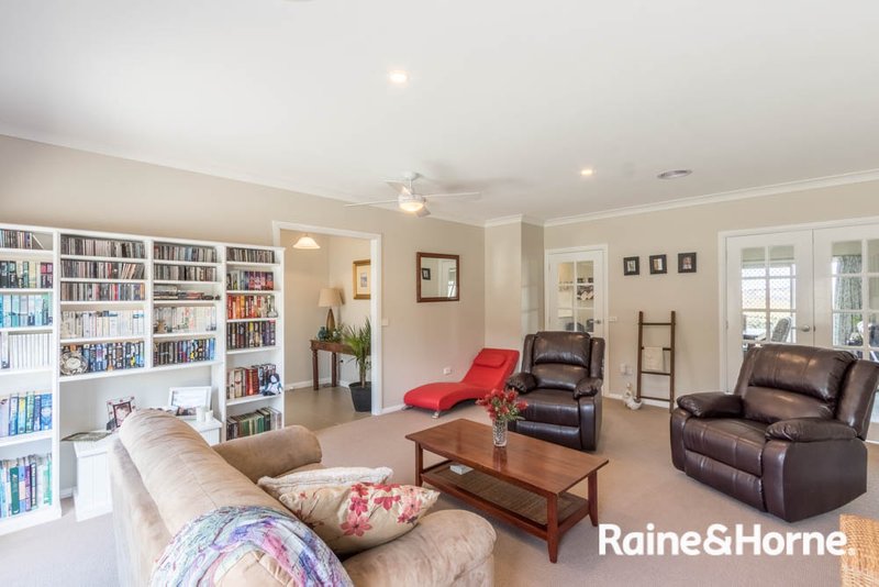 Photo - 103 Samuel Way, The Lagoon NSW 2795 - Image 7