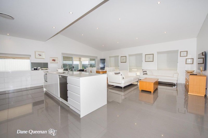 Photo - 103 Spinnaker Way. , Corlette NSW 2315 - Image 2